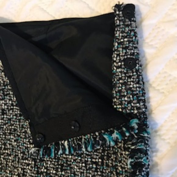 Tahari Tweed Skirt - Picture 3 of 3